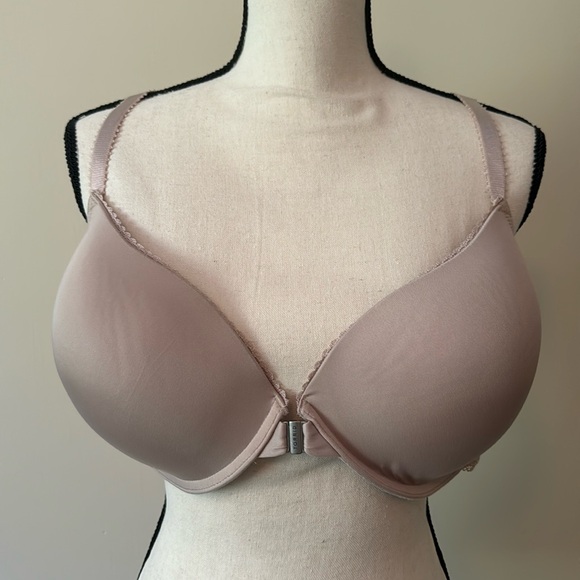 Torrid 40DD front closure bra - Picture 2 of 4